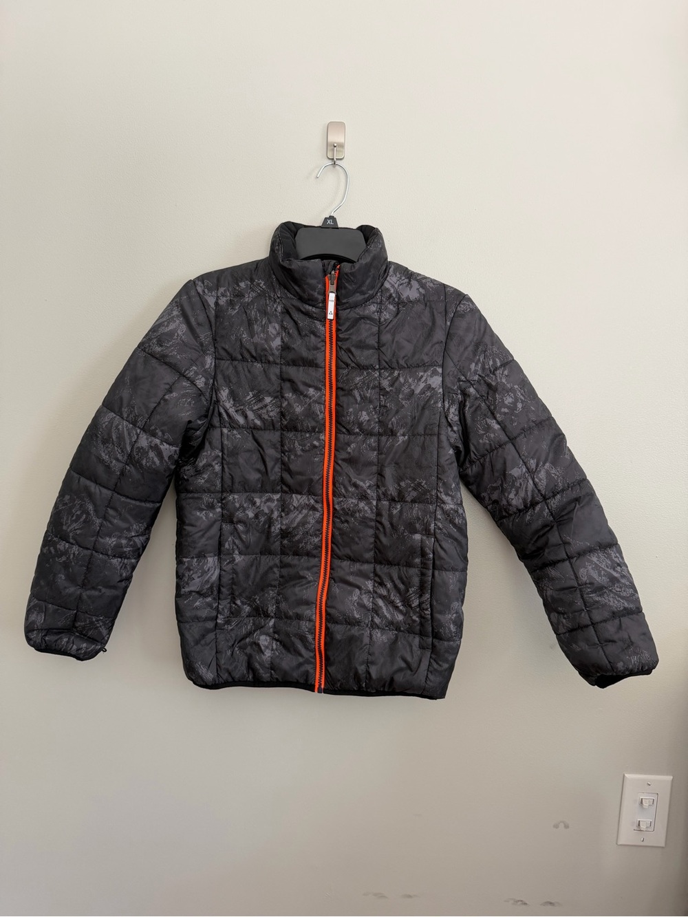Gerry Kids Jacket Size Large  Dark Gray puffer Quilted Jacket with Orange Zip